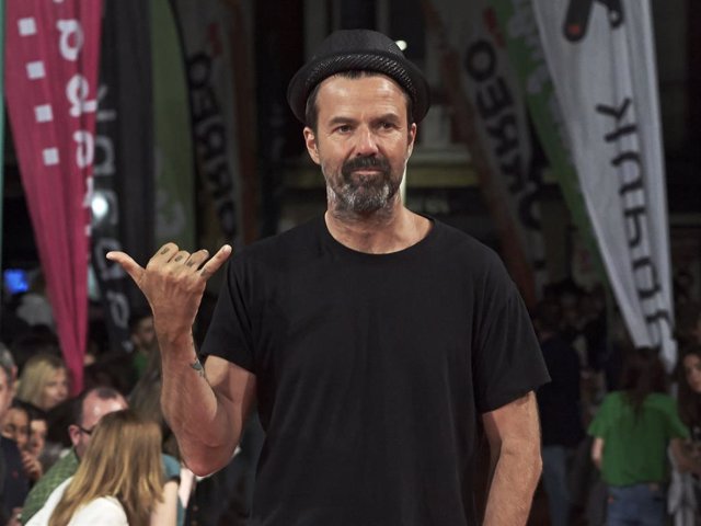 Spanish singer Pau Dones attends 'Estoy Vivo' premiere during the FesTVal 2017 at the Principal Teather on September 4, 2017 in Vitoria-Gasteiz, Spain.