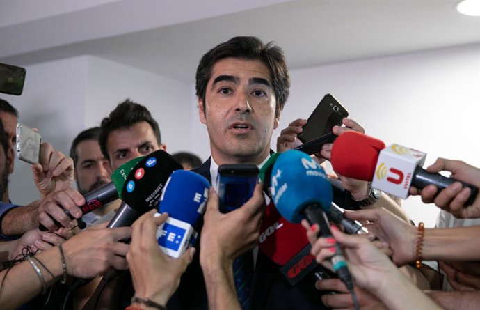 Fútbol.- Ángel Haro, sobre Caparrós: "Estamos acostumbrados, no hay que hacer ca