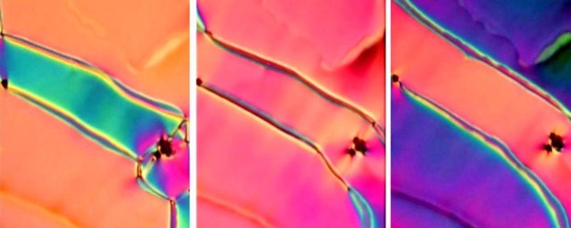 Los colores en esta nueva fase de cristal líquido descubierta cambian a medida que los investigadores aplican un pequeño campo eléctrico