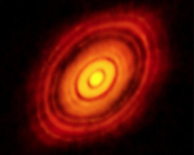 Imagen de HL Tauri tomada con el Atacama Large Millimeter Array