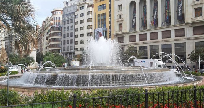 Imagen de archivo de la fuente de la Plaza del Ayuntamiento de Valncia.