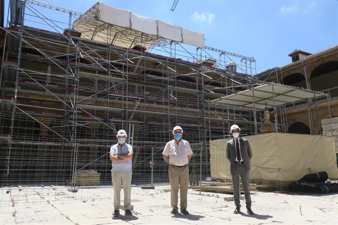 Inicio en las obras del Hospital de San Juan de Dios
