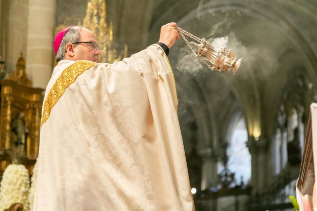 El arzobispo de Toledo, Francisco Cerro Chaves, en la celebración del Corpus Christi 2020.
