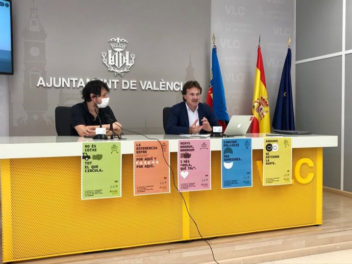 El concejal de Mobilidad Sostenible, Giuseppe Grezzi en rueda de prensa