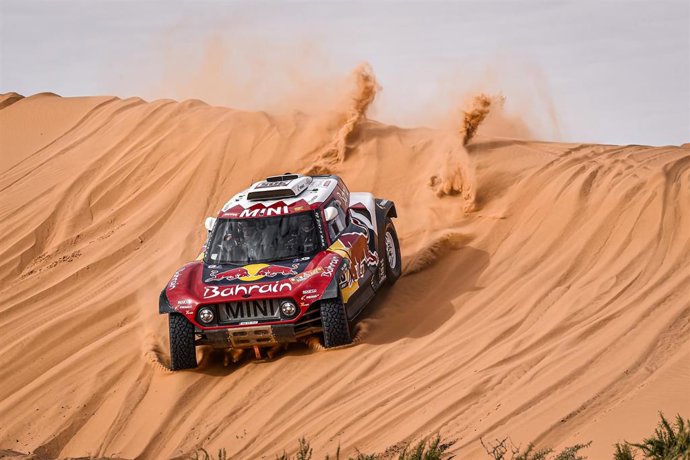 Carlos Sainz, durante una etapa del Rally Dakar 2020.