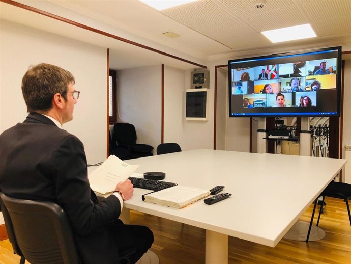 El presidente de Eudel, Gorka Urtaranm en la reunion telemática de la Comisión Ejecutiva