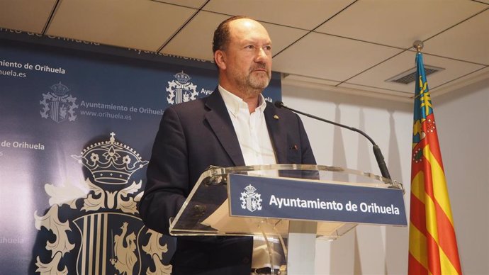 El alcalde de Orihuela (Alicante), Emilio Bascuñana, en imagen de archivo