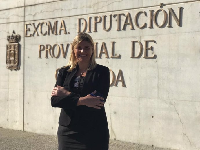 La portavoz del PP en la Diputación de Granada, Inmaculada Hernández