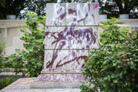 Manifestantes estadounidenses derriban estatuas de Cristóbal Colón y líderes confederados en varias ciudades del país