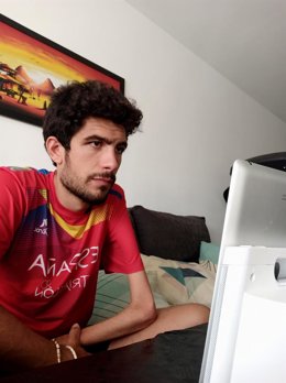 El paratriatleta salmantino Alejandro Sánchez Palomero