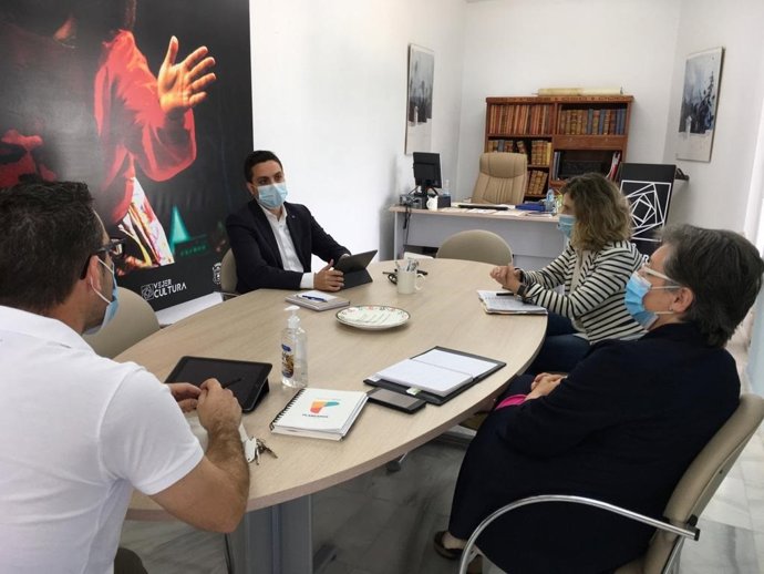 Reunión de corrdinación en materia de cultura del diputado Antonio González Mellado con el Ayuntamiento de Vejer de la Frontera