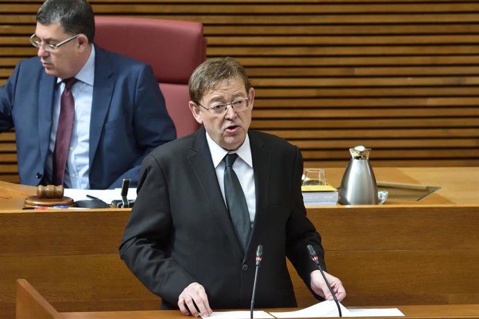 Puig durante una sesión de control en Les Corts