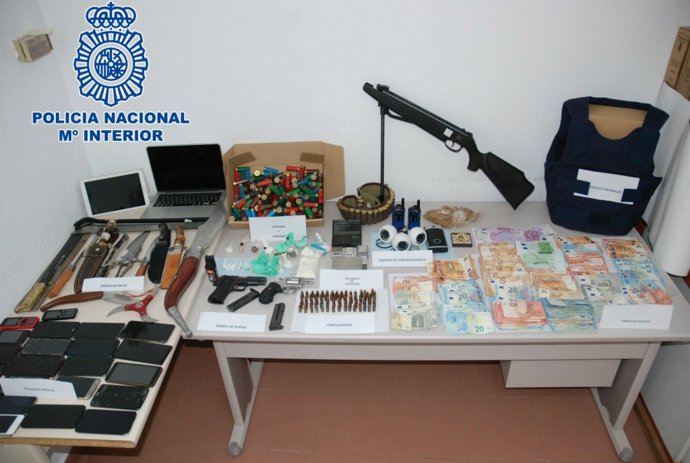 Golpe A Un Clan Afincado En Úbeda Dedicado A La Distribución Y Venta De Todo Tipo De Sustancias Estupefacientes