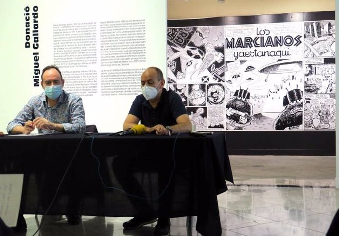 El director del Museo Morera de Lleida, Jesús Navarro (i), y el concejal de Cultura, Jaume Rutllant (d).