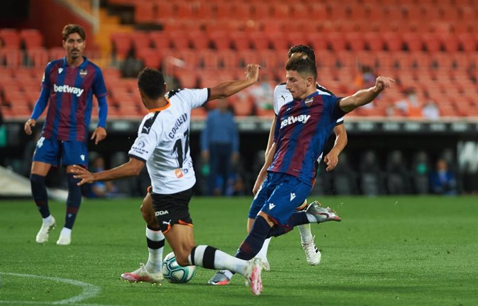 Soccer: La Liga - Valencia v Levante