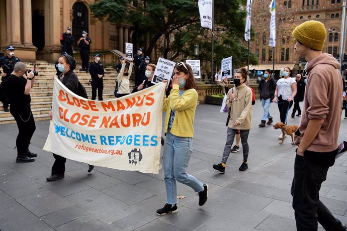 Protestas en Sídney contra el maltrato a refugiados y aborígenes