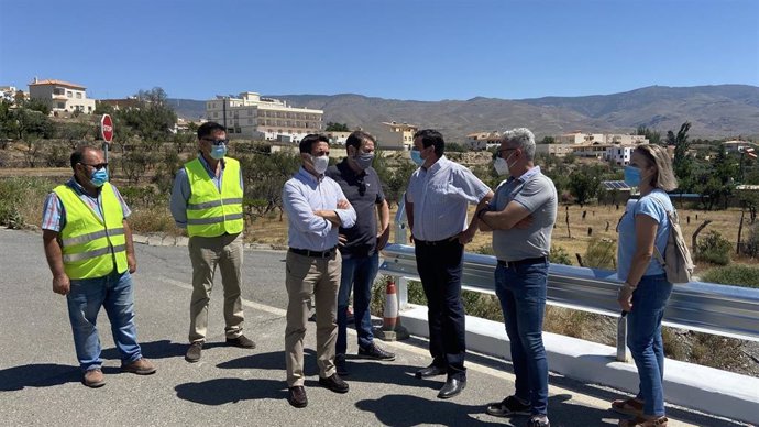 La Diputación de Almería y el Ayuntamiento de Abla (Almería) han mantenido un encuentro para planificar las inversiones de Planes Provinciales y la mejora de caminos municipales