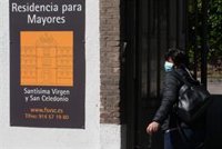 Las 14 residencias intervenidas en Madrid ya son controladas solo por teléfono y pronto recuperarán autonomía
