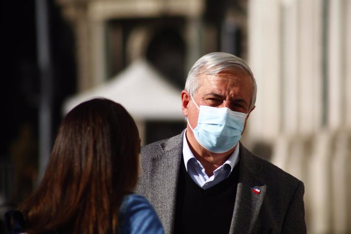 Coronavirus.- Dimite el ministro de Salud de Chile por su gestión de la crisis d