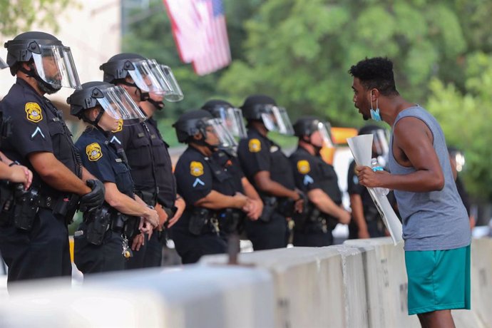 EEUU.- Dimite la jefa de la Policía de Atlanta tras la muerte de un hombre afroa