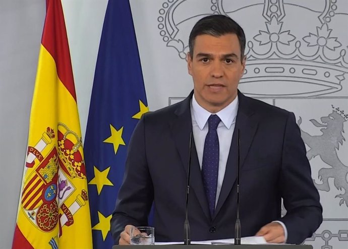 El presidente del Gobierno, Pedro Sánchez, en rueda de prensa tras reunirse con los presidentes autonómicos.