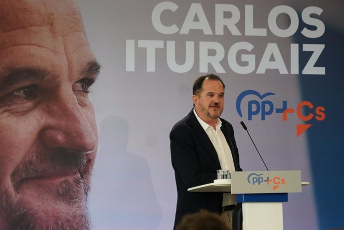 El candidato a lehendakari de la coalición PP+C's, Carlos Iturgaiz, interviene en el acto de presentación del candidato a lehendakari de la coalición PP+C's, en Santurce (Vizcaya/País Vasco/España) a 07 de marzo de 2020.