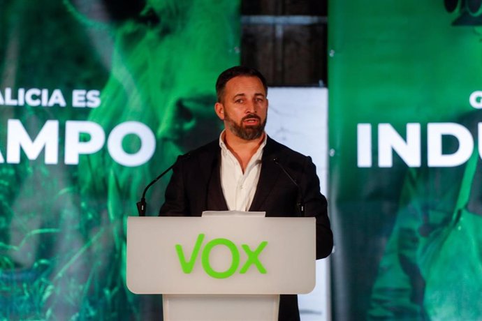 El presidente de Vox, Santiago Abascal, durante su intervención en la presentación de las candidaturas de VOX para las Elecciones al Parlamento de Galicia de 2020, en Mos, Pontevedra, Galicia (España), a 11 de junio de 2020.