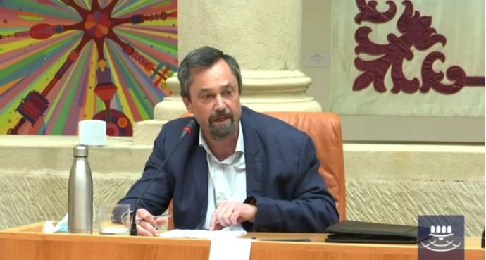 El presidente del CSIF, Jesús Vicente Hernández, comparece en el Parlamento