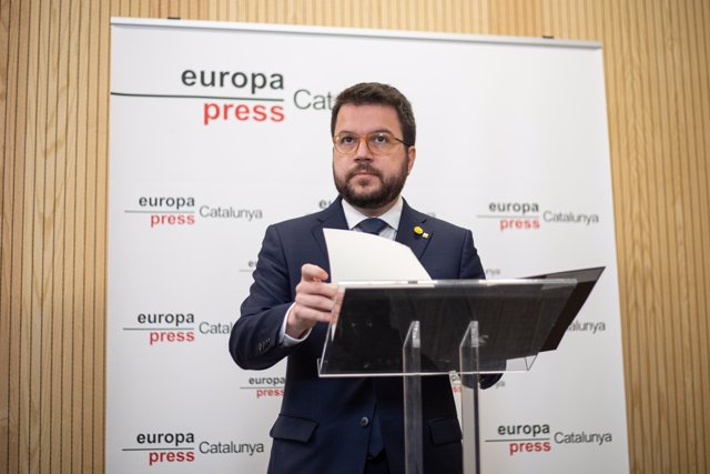 El vicepresidente de la Generalitat de Catalunya y conseller de Economía y Hacienda, Pere Aragonès, protagoniza uno de los Encuentros Digitales de Europa Press, en Barcelona, Catalunya (España), a 15 de junio de 2020.