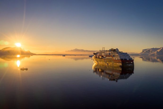 Barco de Hurtigruten