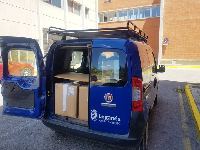 Imagen de cajas con test rápidos de coronavirus entregados por el Ayuntamiento de Leganés al Hospital Severo Ochoa.