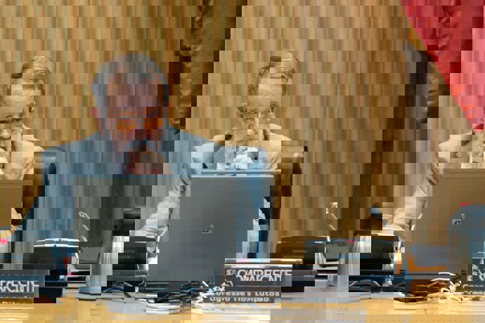 El Defensor del Pueblo, Francisco Fernández Marugán, en el Congreso