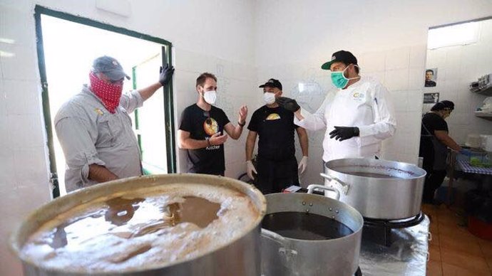Huelva.- El reconocido chef José Andrés visita la cocina solidaria de la Asociac
