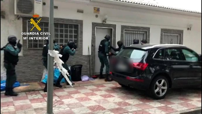 Sucesos.- Destapado un timo piramidal a gran escala que estafó 10 millones a más