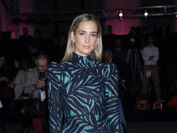 María Pombo en desfile de Pertegaz