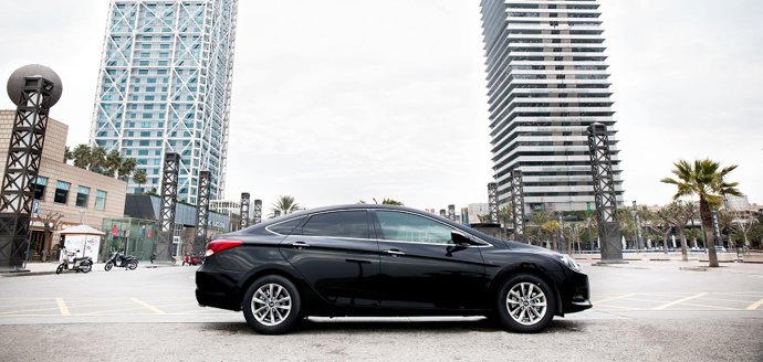 Uber se une a Foment del Treball para abordar "las oportunidades" de la nueva economía digital