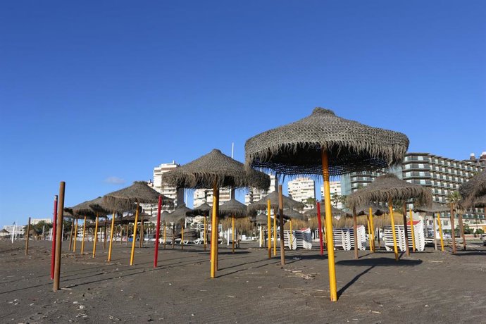Playa Playamar en Torremolinos donde se encuentra cerrada debido al decreto de Estado de Alarma por el COVID-19. Málaga a 22 de abril del 2020