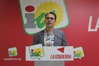 Valero urge a la Junta impulsar un sistema público, universal y de calidad para las residencias de mayores
