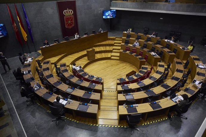 Vista general del Parlamento de Navarra minutos antes de comenzar una Comisión de Salud.