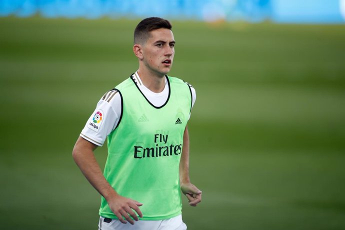 Fútbol.- Real Madrid y Real Valladolid acuerdan el traspaso de Javi Sánchez al c