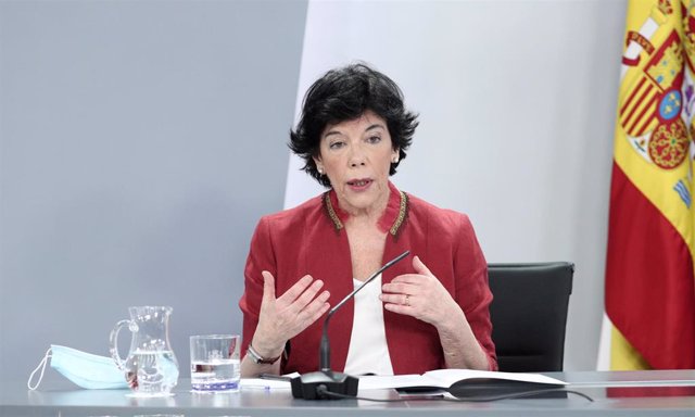 La ministra de Educación y Formación Profesional, Isabel Celaá, interviene durante la comparecencia en rueda de prensa posterior al Consejo de Ministros celebrado en Moncloa, en Madrid (España), a 16 de junio de 2020.