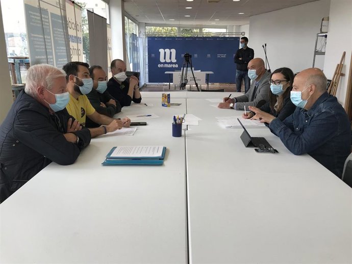 Reunión de Marea Galeguista con la Asociación de Traballadores de Incendios Forestais de Galicia