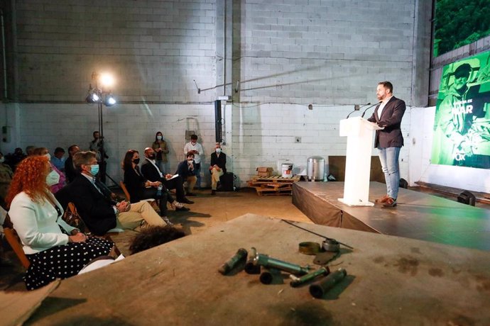 El presidente de Vox, Santiago Abascal, durante su intervención en la presentación de las candidaturas de VOX para las Elecciones al Parlamento de Galicia de 2020, en Mos, Pontevedra, Galicia (España), a 11 de junio de 2020.