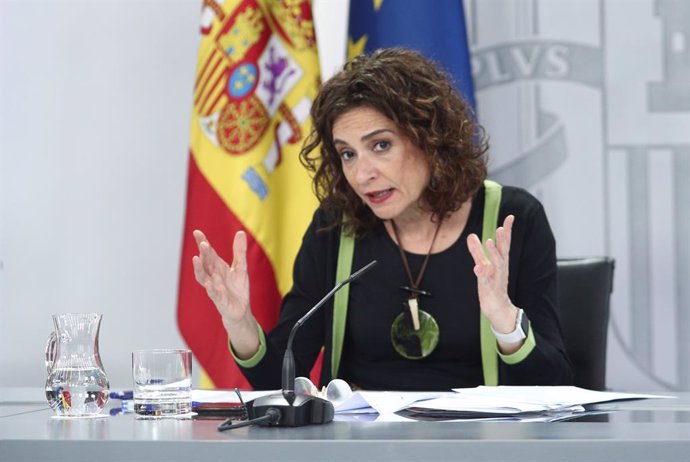 La ministra portavoz y de Hacienda, María Jesús Montero, comparece en rueda de prensa posterior al Consejo de Ministros celebrado este martes en Moncloa.
