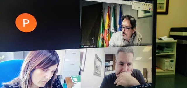 Antonio Sutil,  Reunido De Forma Telemática Con El Alcalde De Alcaudete (Jaén), Valeriano Martín.