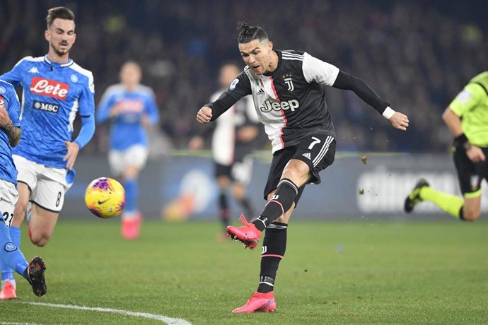 26 January 2020, Italy, Naples: Juventus' Cristiano Ronaldo in action during the Italian Serie A soccer match between SSC Napoli and Juventus FC at San Paolo stadium. Photo: Fabrizio Corradetti/Lapresse via ZUMA Press/dpa