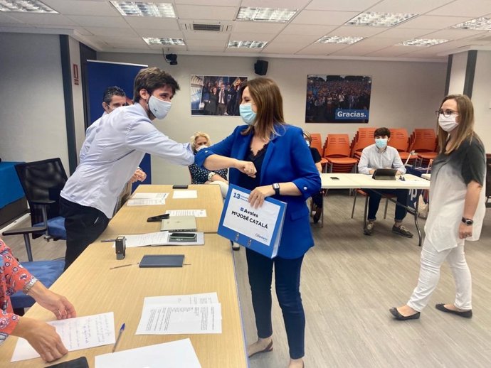 María José Catalá presenta los avales para presidir el PP de Valncia