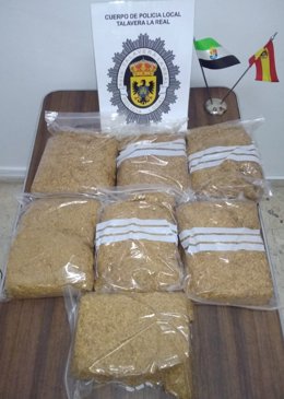 Tabaco de contrabando intervenido en Talavera la Real