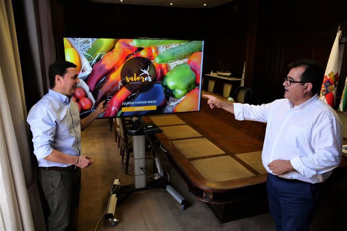 El presidente de la Diputación de Almería y el diputado provincial de Promoción