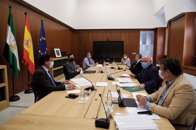 Última reunión del gabinete de crisis de la Junta, este miércoles